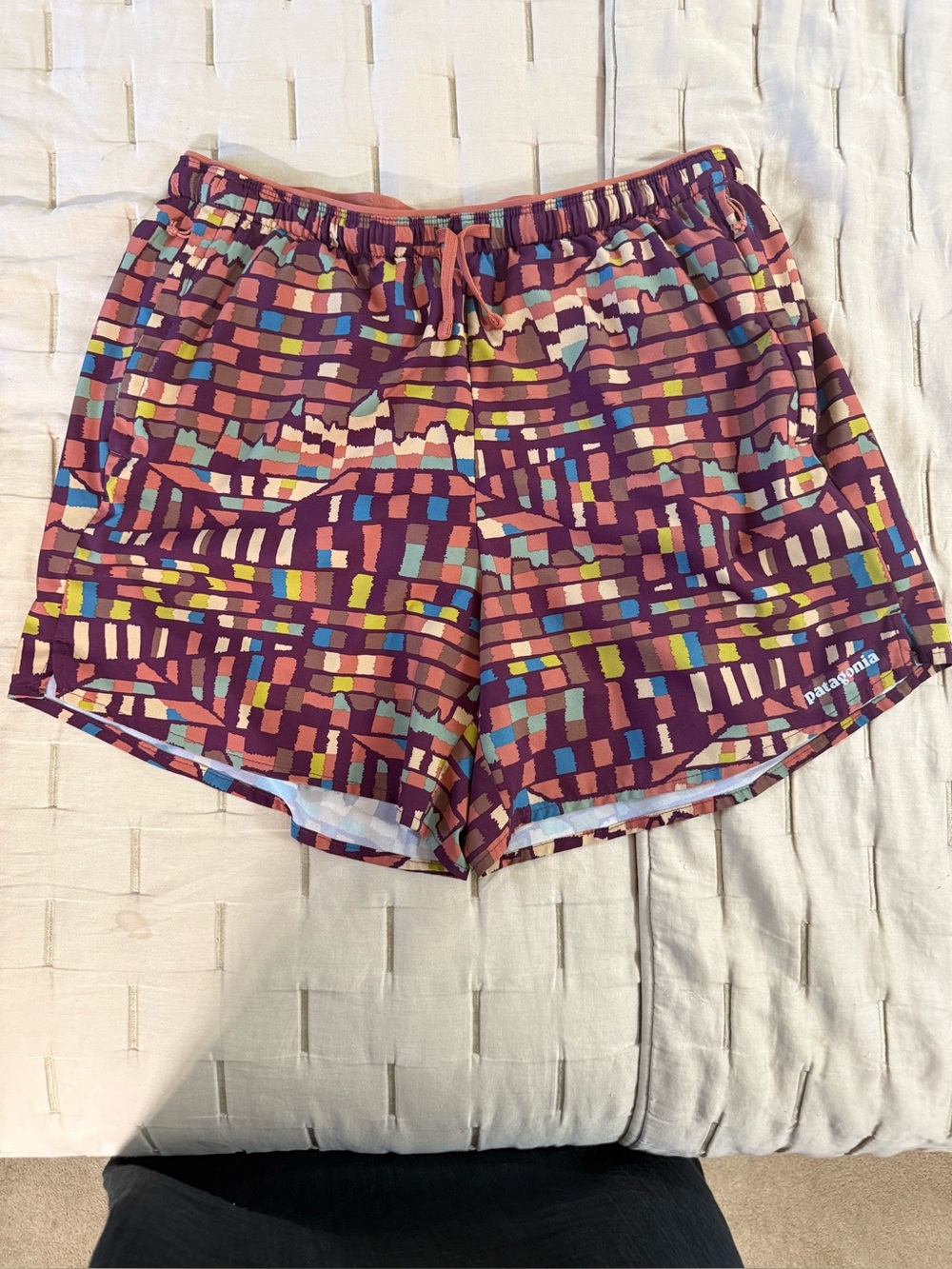 Patagonia Women's Multi Trails Shorts 5 1/2 Inseam Size Medium - Picture 2 of 9